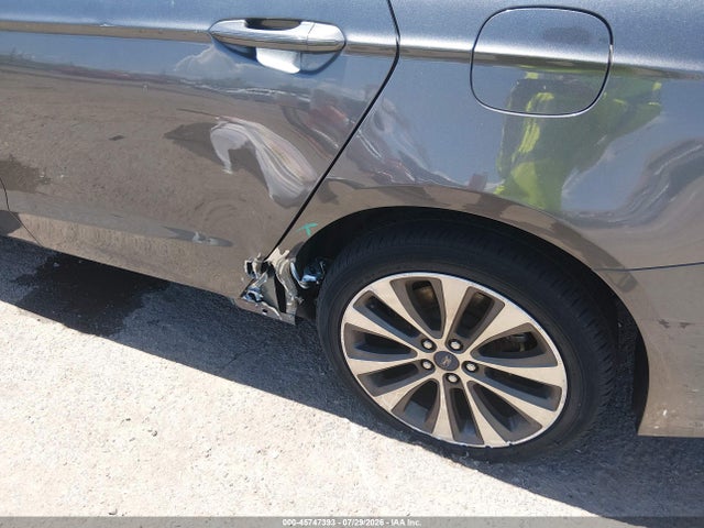 3FA6P0T93LR181122 Ford FUSION SE