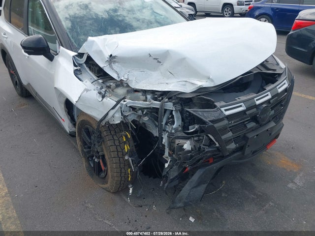 45747402 :رقم المزاد ، 5N1BT3BB0SC805090 vin ، 2025 Nissan Rogue Rock Creek مزاد بيع