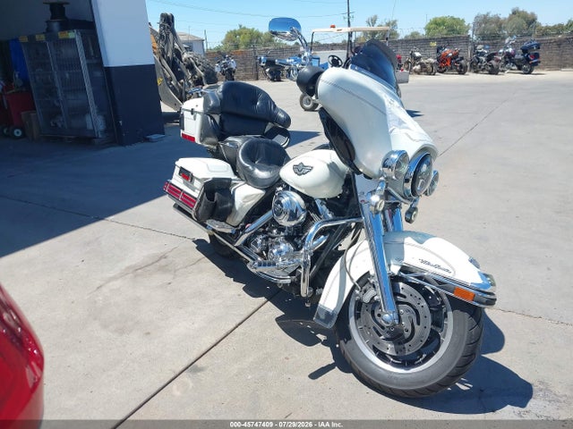 45747409 :رقم المزاد ، 1HD1FCW303Y635522 vin ، 2003 Harley-davidson Flhtcui مزاد بيع
