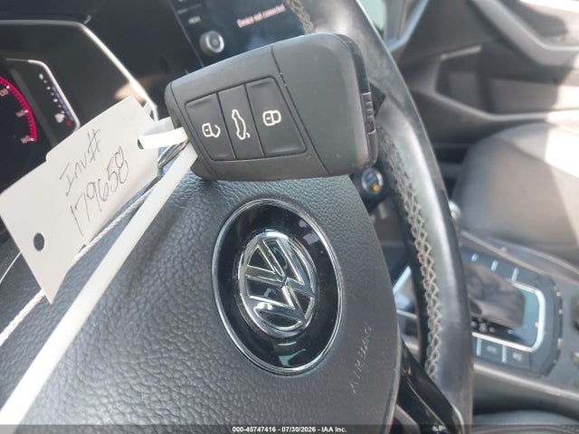 Aukcja sprzedaży 2019 Volkswagen Jetta 1.4t Sel Premium, vin: 3VWG57BU3KM085227, numer aukcji: 45747416