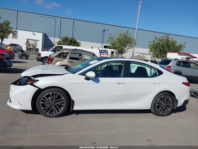 Toyota CAMRY XLE 2026 4T1DAACK5TU682030 Image 14