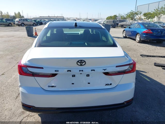 Toyota CAMRY XLE 2026 4T1DAACK5TU682030 Image 16