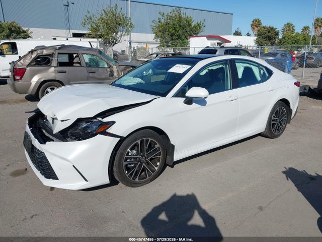Toyota CAMRY XLE 2026 4T1DAACK5TU682030 Image 2
