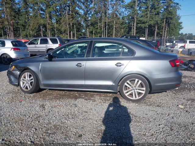 45747472 :رقم المزاد ، 3VWL17AJ4HM273555 vin ، 2017 Volkswagen Jetta 1.8t Sel/1.8t Sel Premium مزاد بيع