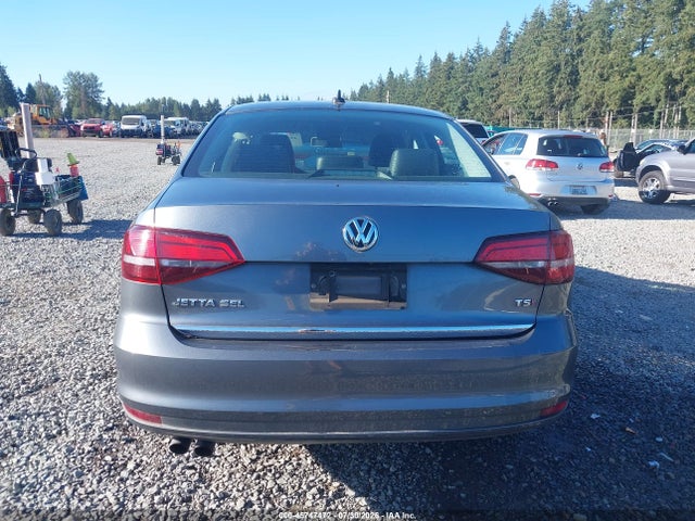 45747472 :رقم المزاد ، 3VWL17AJ4HM273555 vin ، 2017 Volkswagen Jetta 1.8t Sel/1.8t Sel Premium مزاد بيع