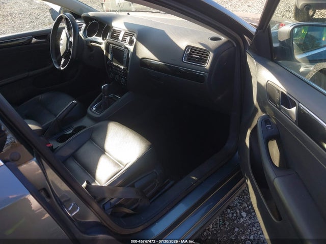 45747472 :رقم المزاد ، 3VWL17AJ4HM273555 vin ، 2017 Volkswagen Jetta 1.8t Sel/1.8t Sel Premium مزاد بيع