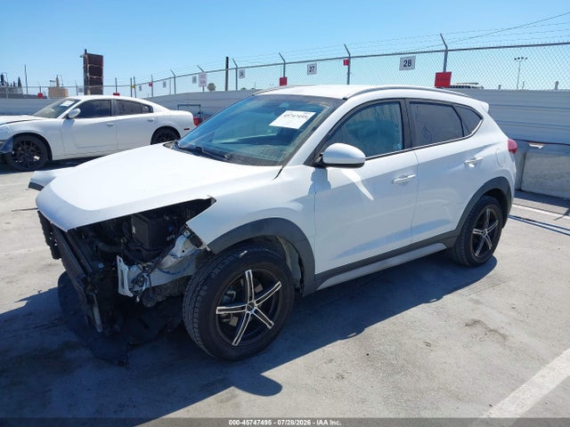 Hyundai TUCSON SEL 2018 KM8J33A4XJU816993 Image 2