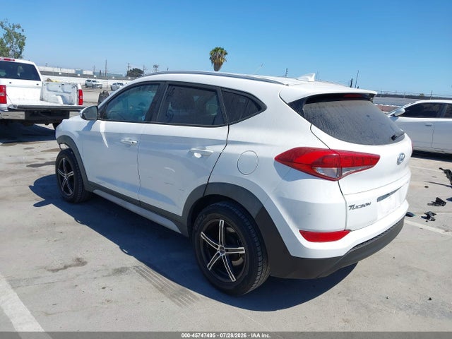 KM8J33A4XJU816993 Hyundai TUCSON SEL