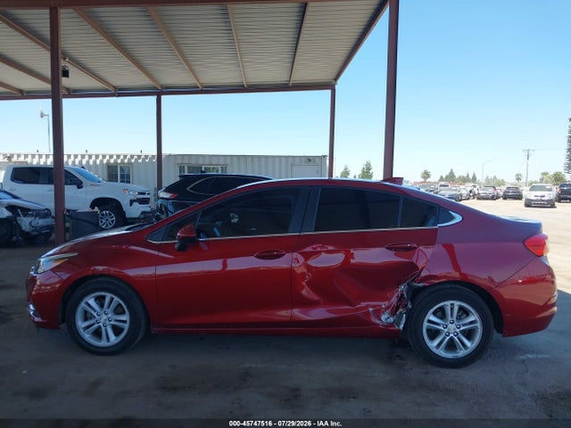1G1BE5SM0J7218044 Chevrolet Cruze Lt Auto