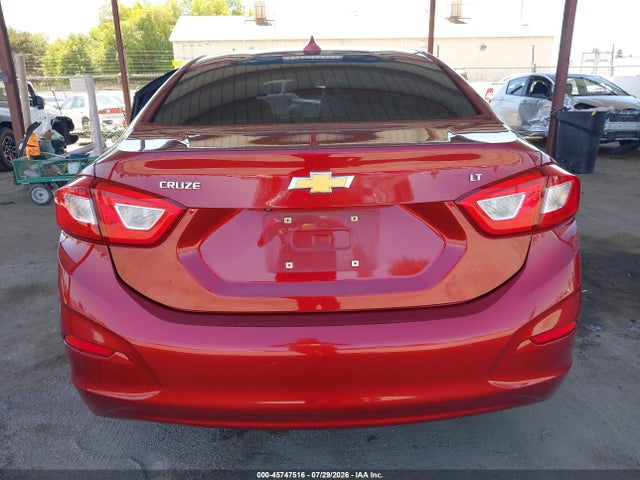 1G1BE5SM0J7218044 Chevrolet Cruze Lt Auto
