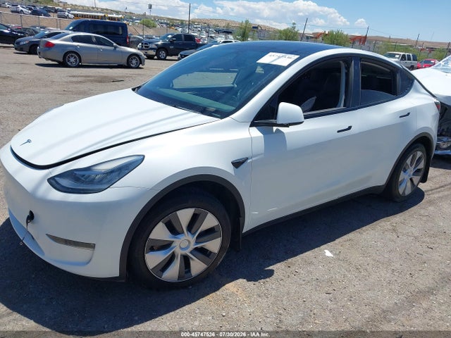 2023 Tesla Model Y Awd/long Range Dual Motor All-wheel Drive მანქანა იყიდება აუქციონზე, vin: 7SAYGDEE6PA130385, აუქციონის ნომერი: 45747536