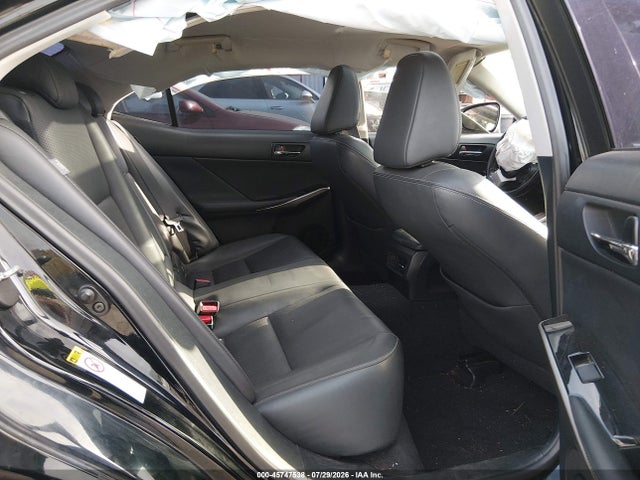 JTHBA1D28G5003652 Lexus IS 200T