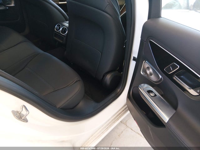 W1KAF4HB3SR250563 Mercedes-Benz C 300