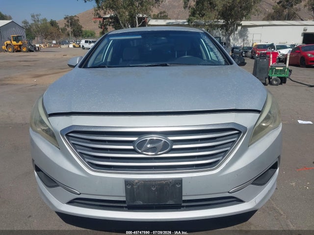 Hyundai SONATA SE 2017 5NPE24AF5HH556877 Image 6