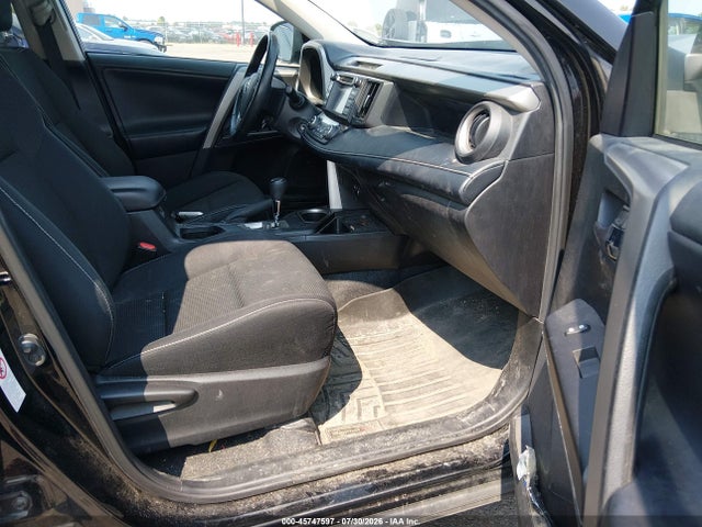 Toyota Rav4 Xle 2018 2T3RFREV8JW803232 Image 5