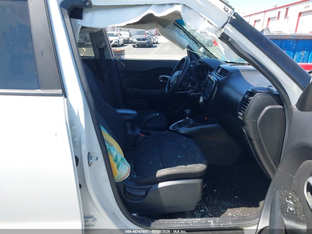 KIA SOUL + 2018 KNDJP3A56J7527433 Image 5