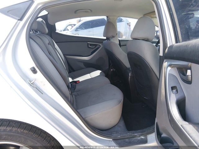 45747613 :رقم المزاد ، 5NPDH4AE0DH362463 vin ، 2013 Hyundai Elantra Gls مزاد بيع