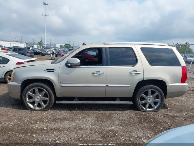 Продажа на аукционе авто 2009 Cadillac Escalade Standard, vin: 1GYFK23289R205338, номер лота: 45747619