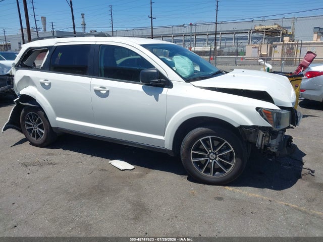 45747623 :رقم المزاد ، 3C4PDCAB5JT519599 vin ، 2018 Dodge Journey Se مزاد بيع