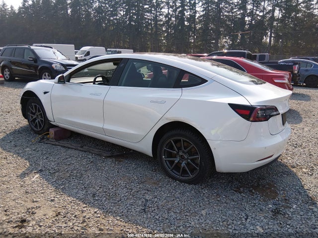 Продажа на аукционе авто 2018 Tesla Model 3 Long Range/performance, vin: 5YJ3E1EB5JF131197, номер лота: 45747632