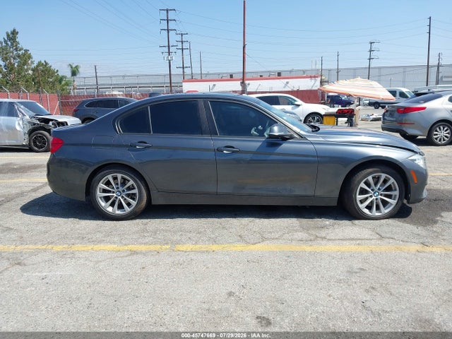 Продаж на аукціоні авто 2018 Bmw 320i, vin: WBA8A9C51JAH12833, номер лоту: 45747669