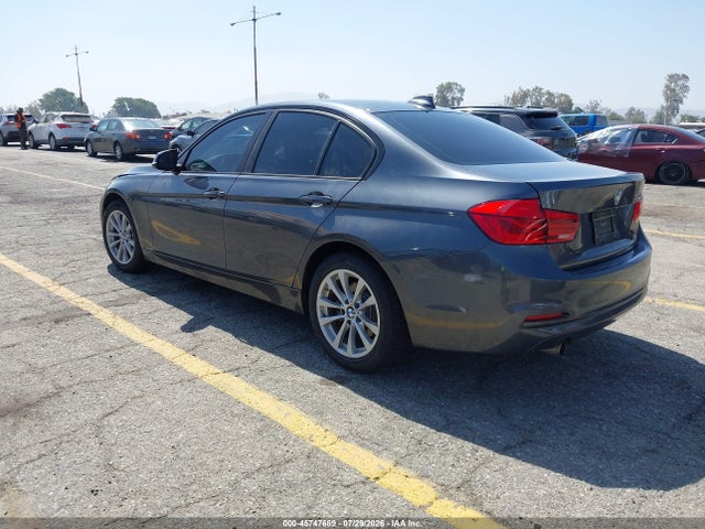 Продаж на аукціоні авто 2018 Bmw 320i, vin: WBA8A9C51JAH12833, номер лоту: 45747669