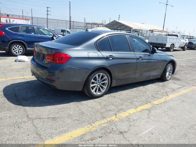 Продаж на аукціоні авто 2018 Bmw 320i, vin: WBA8A9C51JAH12833, номер лоту: 45747669
