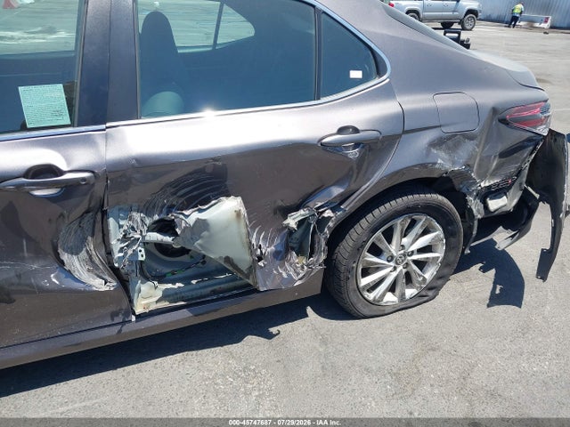 4T1C11AK5PU817690 Toyota CAMRY LE