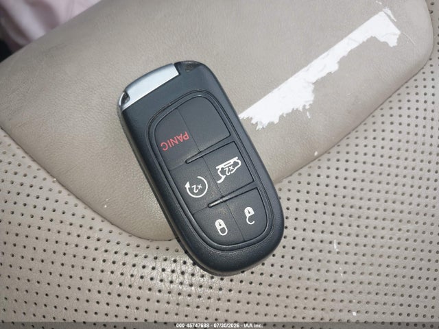 2017 Jeep Cherokee Limited მანქანა იყიდება აუქციონზე, vin: 1C4PJMDS5HW600701, აუქციონის ნომერი: 45747688