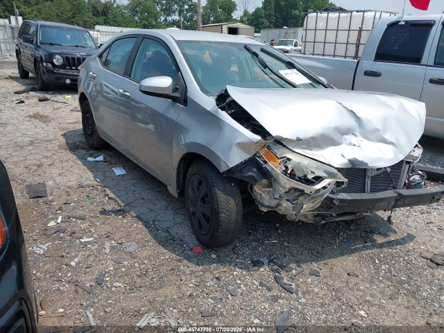 45747730 :رقم المزاد ، 2T1BURHE0FC481013 vin ، 2015 Toyota Corolla Le مزاد بيع