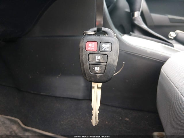 Продаж на аукціоні авто 2019 Toyota Corolla Le, vin: 2T1BURHE5KC191411, номер лоту: 45747742