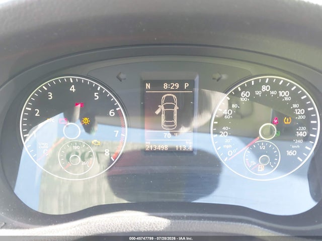 2013 Volkswagen Passat 2.5l Se მანქანა იყიდება აუქციონზე, vin: 1VWBP7A39DC018228, აუქციონის ნომერი: 45747799