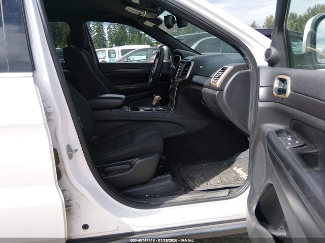 1C4RJFAG5GC302394 Jeep Grand Cherokee Laredo