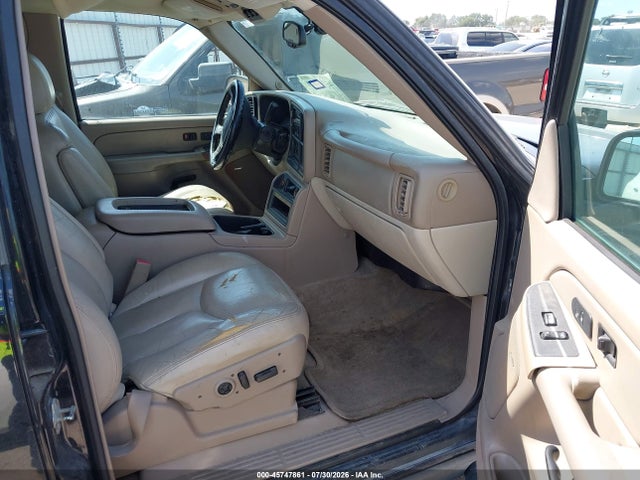 Продажа на аукционе авто 2005 Chevrolet Suburban 1500 Z71, vin: 3GNEC16Z25G175787, номер лота: 45747861