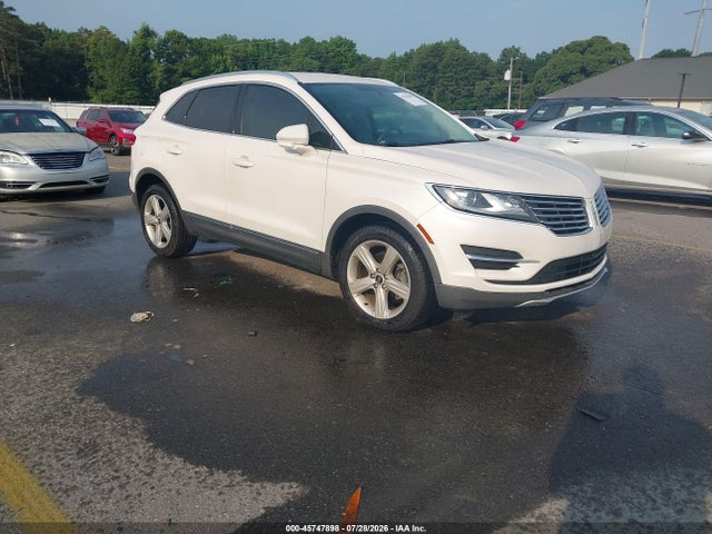 45747898 :رقم المزاد ، 5LMCJ1C99JUL18700 vin ، 2018 Lincoln Mkc Premiere مزاد بيع