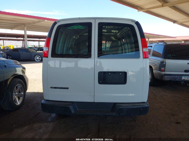 1GCWGAFP0L1271588 Chevrolet Express Cargo Rwd 2500 Regular Wheelbase Wt