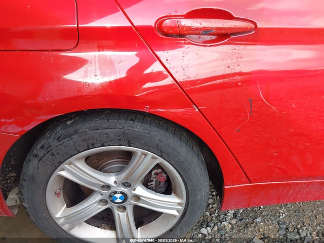 45747940 :رقم المزاد ، WBA3A5C52DF356061 vin ، 2013 Bmw 328i مزاد بيع