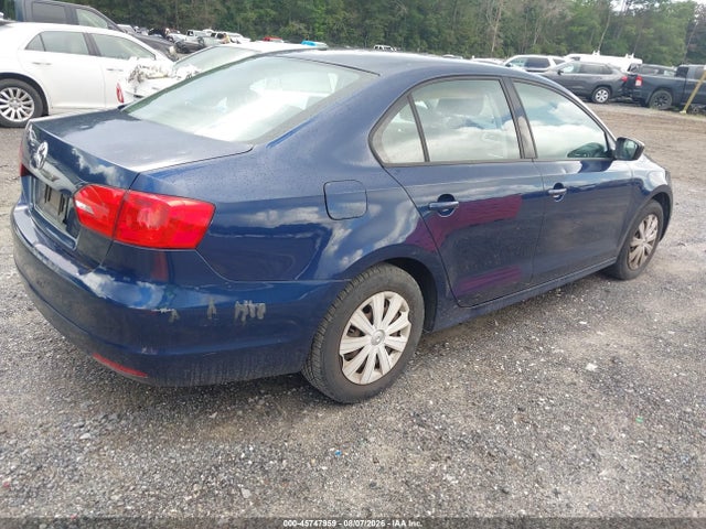 Продажа на аукционе авто 2014 Volkswagen Jetta 2.0l S, vin: 3VW2K7AJ8EM304228, номер лота: 45747959