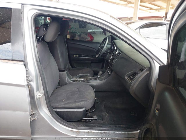 Продаж на аукціоні авто 2013 Chrysler 200 Touring, vin: 1C3CCBBB4DN597729, номер лоту: 45747968
