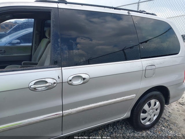 2005 Kia Sedona Ex/lx მანქანა იყიდება აუქციონზე, vin: KNDUP132256689222, აუქციონის ნომერი: 45747981