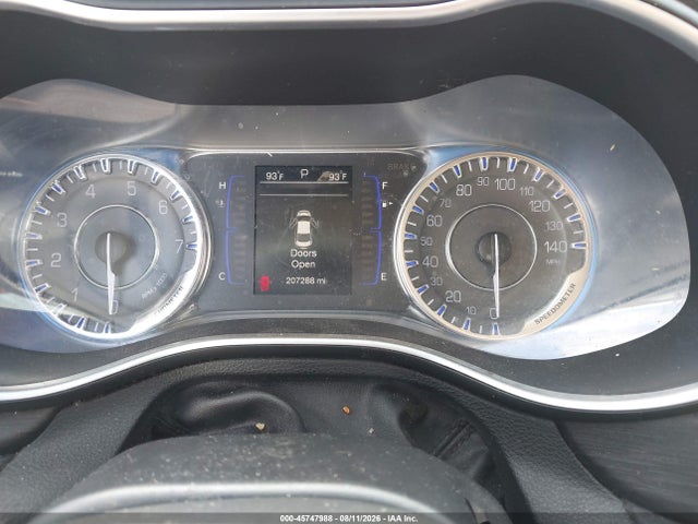 2016 Chrysler 200 Limited მანქანა იყიდება აუქციონზე, vin: 1C3CCCAB3GN141488, აუქციონის ნომერი: 45747988