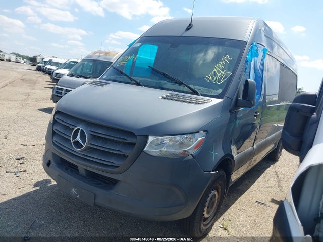 45748048 :رقم المزاد ، WD4PF1CD7KP124073 vin ، 2019 Mercedes-benz Sprinter 2500 High Roof V6 مزاد بيع