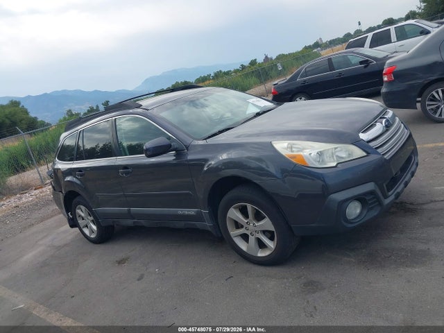45748075 :رقم المزاد ، 4S4BRBCC8D3226268 vin ، 2013 Subaru Outback 2.5i Premium مزاد بيع