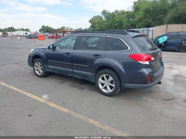 45748075 :رقم المزاد ، 4S4BRBCC8D3226268 vin ، 2013 Subaru Outback 2.5i Premium مزاد بيع