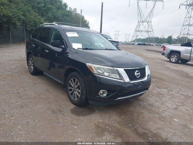 Auction sale of the 2016 Nissan Pathfinder Sv, vin: 5N1AR2MM0GC611928, lot number: 45748089