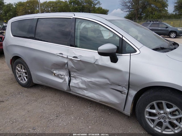 Продаж на аукціоні авто 2023 Chrysler Voyager Lx, vin: 2C4RC1CG2PR526725, номер лоту: 45748095