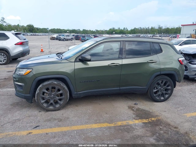45748109 :رقم المزاد ، 3C4NJCEB6MT538340 vin ، 2021 Jeep Compass 80th Anniversary Fwd مزاد بيع