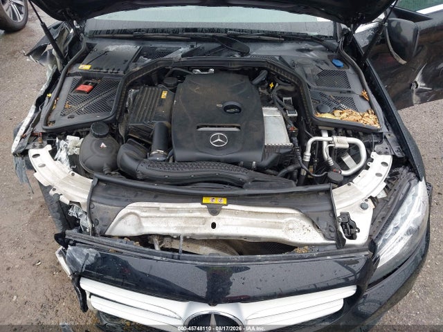 2015 Mercedes-benz C 300 მანქანა იყიდება აუქციონზე, vin: 55SWF4JB9FU089981, აუქციონის ნომერი: 45748110