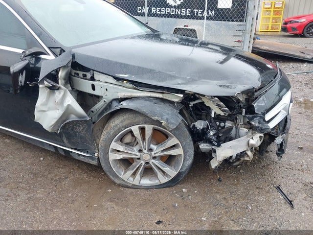 2015 Mercedes-benz C 300 მანქანა იყიდება აუქციონზე, vin: 55SWF4JB9FU089981, აუქციონის ნომერი: 45748110