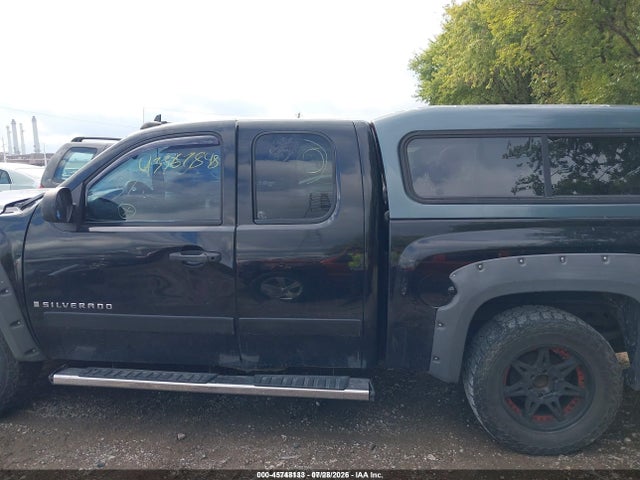 Продаж на аукціоні авто 2007 Chevrolet Silverado 1500 Lt1, vin: 1GCEK19J27Z575742, номер лоту: 45748133
